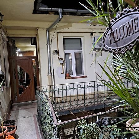 Sia'S Home Орадеа Екстериор снимка
