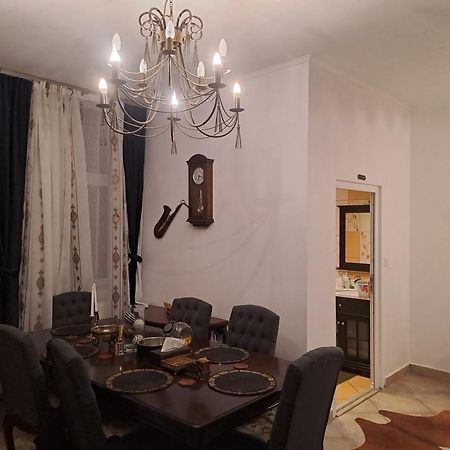 Sia'S Home Орадеа Екстериор снимка
